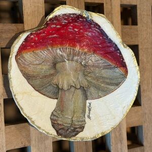 Elegant Red and Gold Mushroom shell art 
Great for gift giving